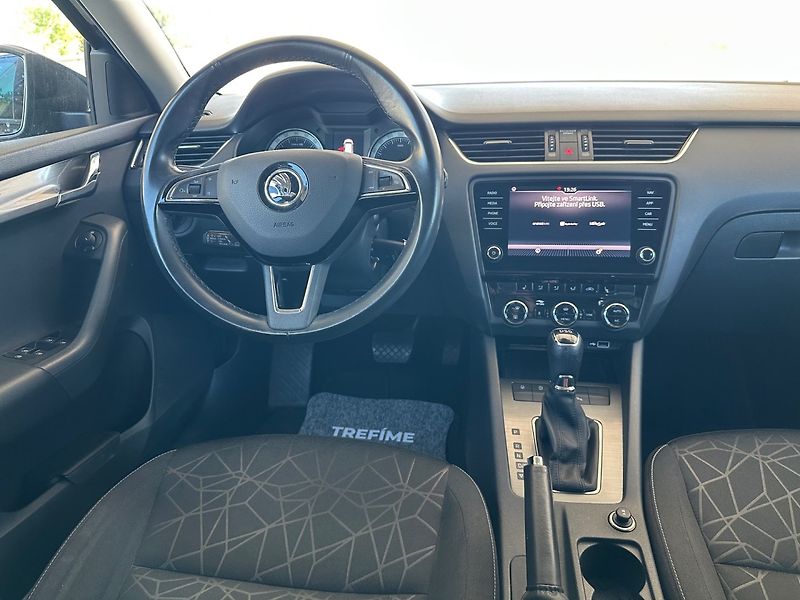 Škoda Octavia (2018) 2.0TDi WEBASTO,APP,SERVIS - fotka 7 z 14