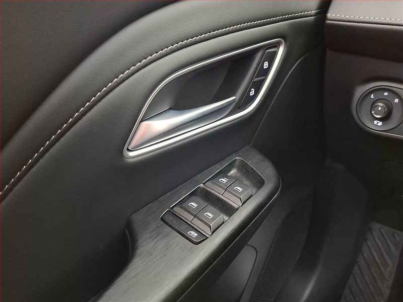 MG ZS (2025) Elegance 1.5 i - fotka 18 z 18