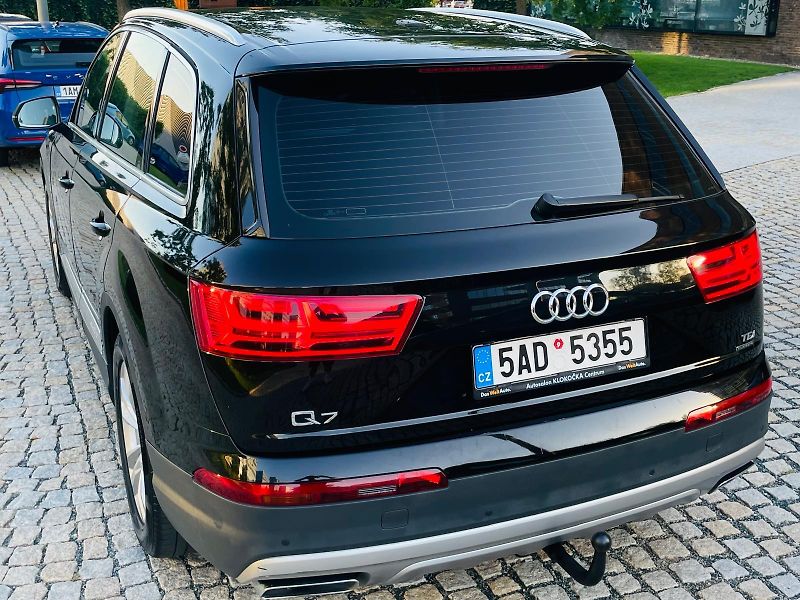 Audi Q7 3.0TDI AUT VÝHŘEV QUATTRO - fotka 16 z 54