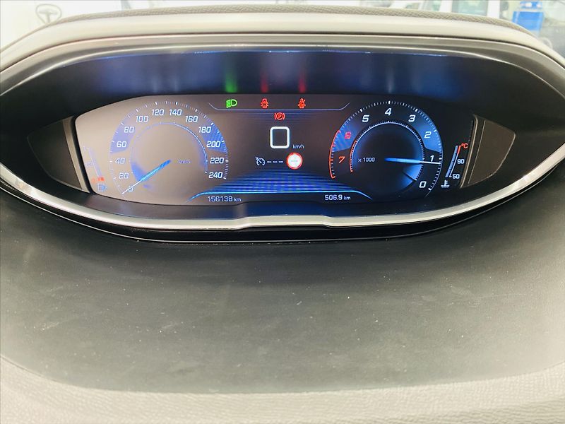 Peugeot 3008 1,2 PureTech 96kW Active - fotka 11 z 28