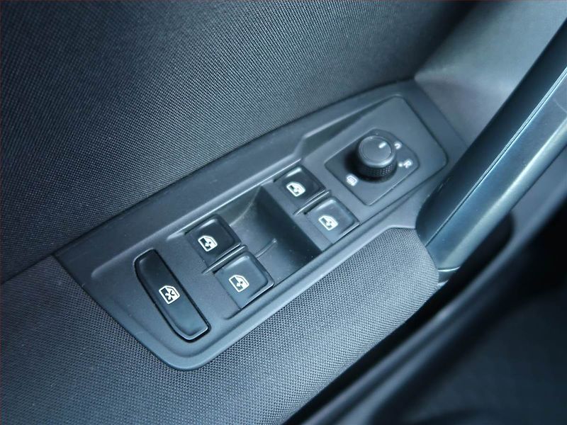 Volkswagen Tiguan (2016) 1.4 TSI, Automat - fotka 16 z 16
