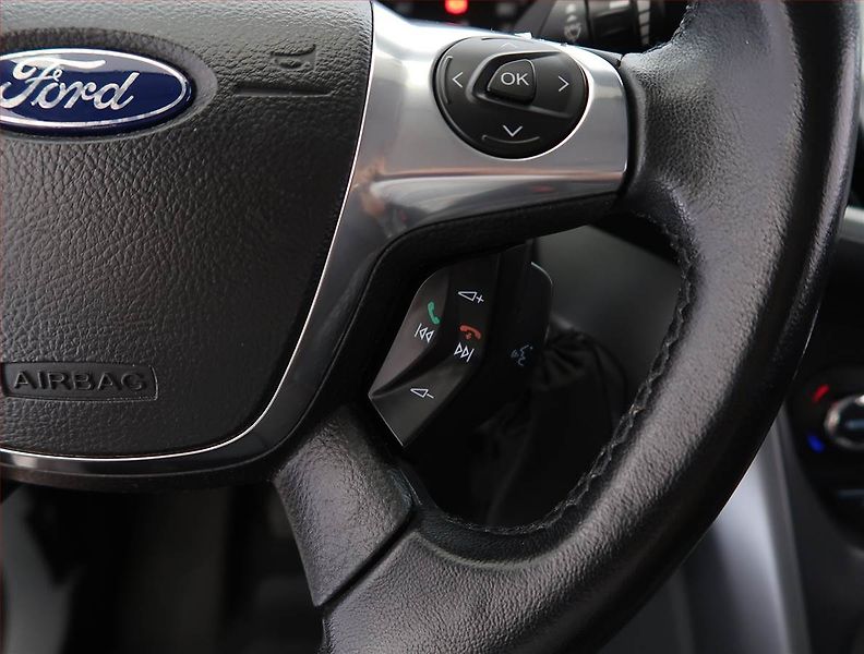 Ford C-MAX (2012) 1.6 16V, Park. senzory - fotka 18 z 20