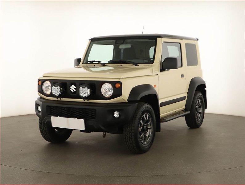 Suzuki Jimny (2023) 1.5 AllGrip - fotka 2 z 11