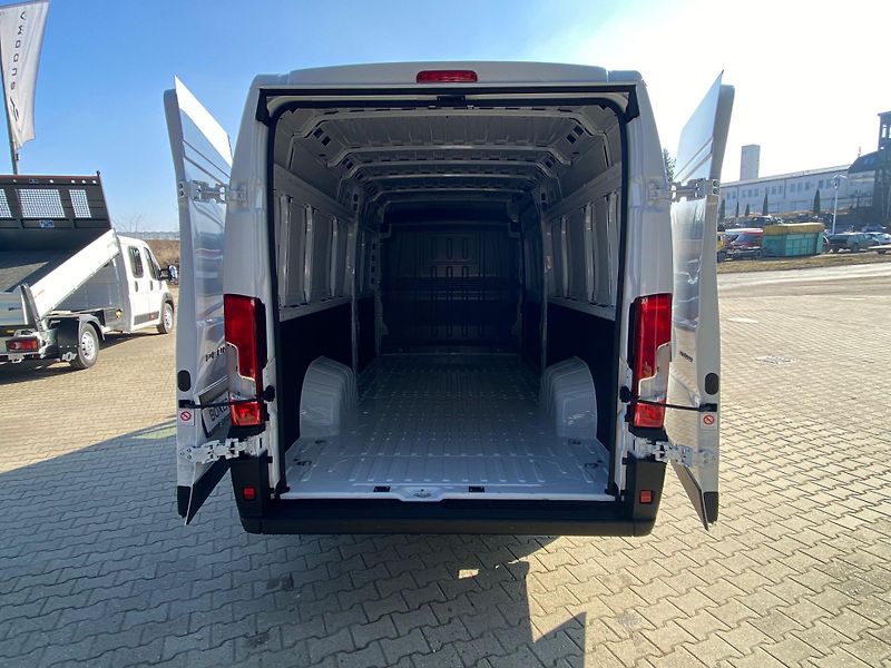 Peugeot Boxer Furgon 4350 L4H2 BlueHDi 180k  - fotka 8 z 19