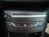 Peugeot 308 (2019) 1.2PT, AC, park.asist - náhled 19