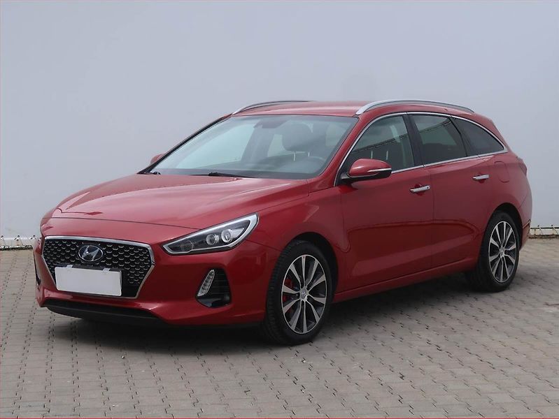 Hyundai i30 (2017) 1.6 CRDi, Automat, Serv.kniha - fotka 2 z 19