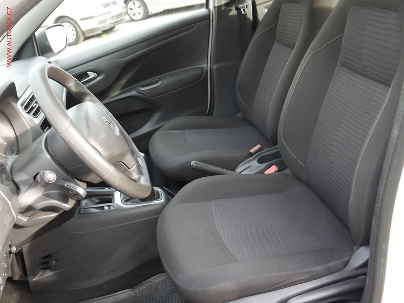 Peugeot 301 (2015) 1.6 VTi, ČR, Allure, park - fotka 9 z 13