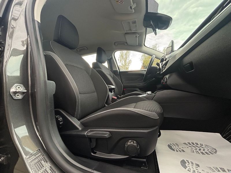 Ford Focus 1.5TDCi/23/TITAN-1M-AT-AKCE26 - fotka 24 z 57