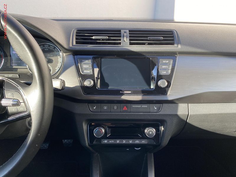 Škoda Fabia (2021) 1.0 TSi, ČR, Style, +kola - fotka 12 z 18