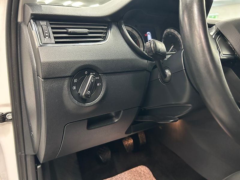 Škoda Octavia (2018) 1.4 G-Tec Ambition 2018 | Záru - fotka 15 z 54