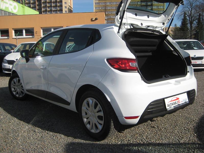 Renault Clio 0.9TCe 66 kW!!! 1.maj-DPH-ČR ! - fotka 13 z 32