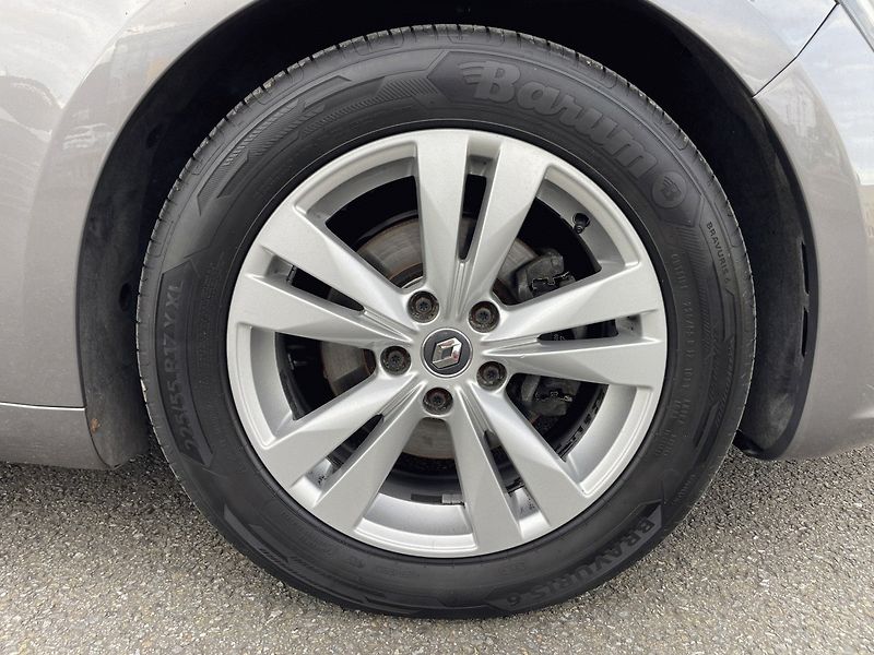 Renault Talisman (2017) Grandtour INTENS 1,6dCi 130k - fotka 26 z 27