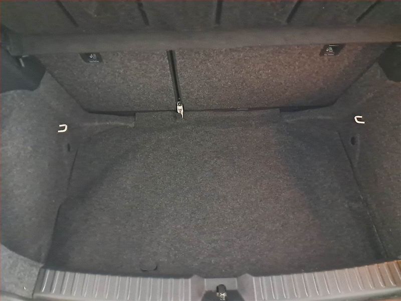 Seat Ibiza (2020) 1.0 TSI, Serv.kniha, Tempomat - fotka 14 z 17