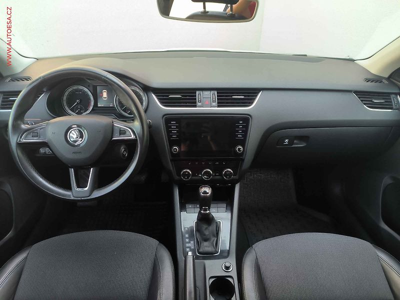 Škoda Octavia (2017) 2.0 TDI, Style, DSG - fotka 8 z 26