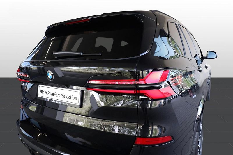 BMW X5 xDrive40i - fotka 25 z 34