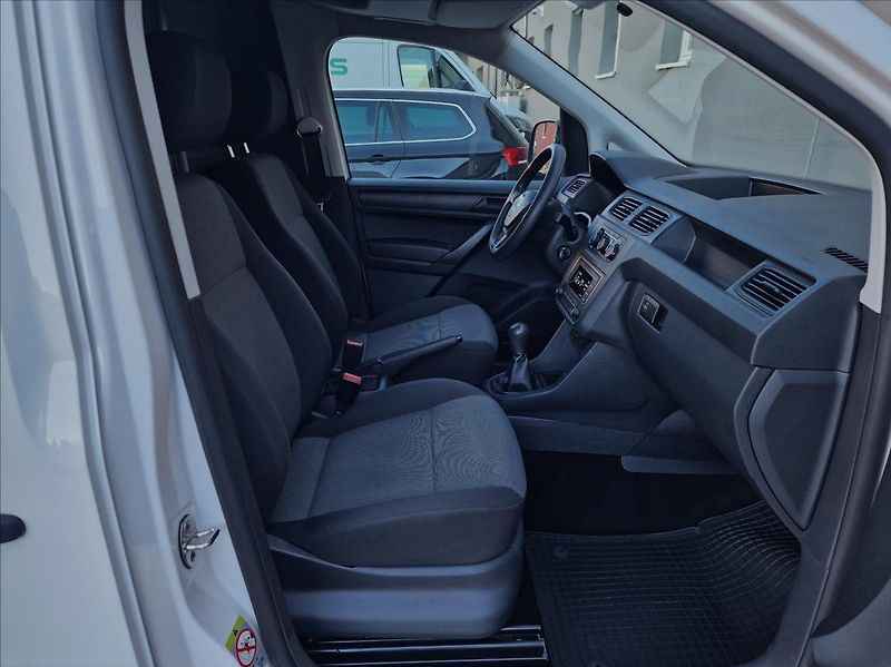 Volkswagen Caddy 2.0TDI 75kW, tažné, ČR,1.Maj. - fotka 14 z 45