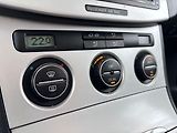 Volkswagen Passat 2.0TDI-100KW*TAŽNÉ*MAN6/2008/ - náhled 32