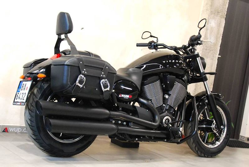 Victory Touring Cruiser (2014) Judge - krásný stav, 1. majite - fotka 3 z 20