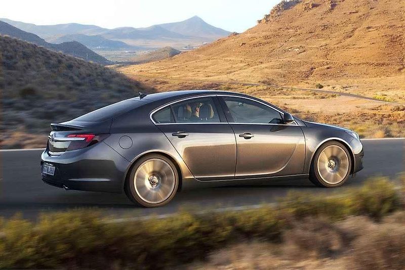 Modernizovaný Opel Insignia.