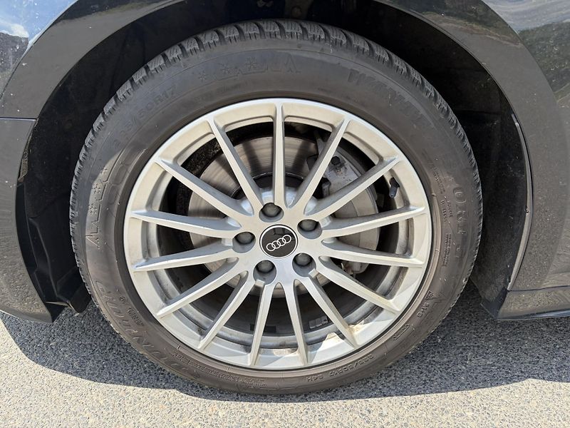 Audi A5 (2021) 2.0 40 Tdi Quatro S Tronic ČR - fotka 28 z 29
