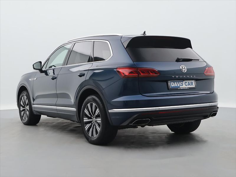 Volkswagen Touareg 3,0 TDI 210kW 4M LED DPH CZ - fotka 5 z 39