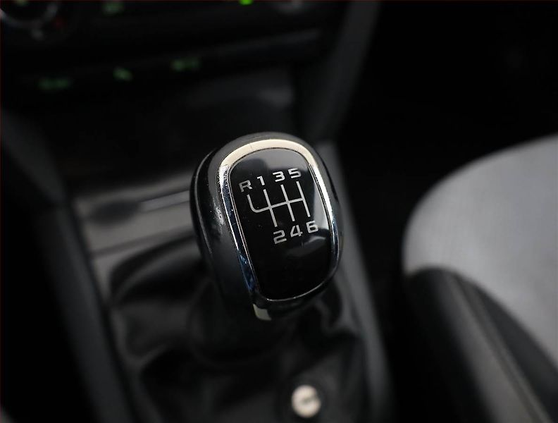 Škoda Octavia (2012) RS 2.0 TDI, Serv.kniha, Navi - fotka 10 z 17
