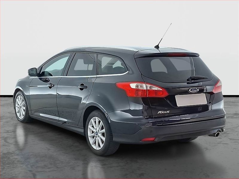 Ford Focus (2013) 2.0 TDCi, Automat, Tempomat - fotka 4 z 16