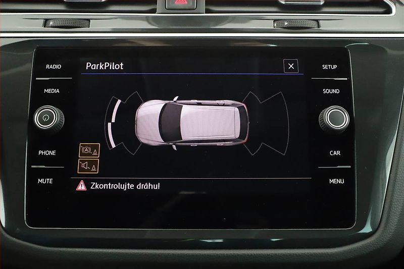 Volkswagen Tiguan (2018) 1.4 TSI, ČR,1.maj, Tempomat - fotka 15 z 20