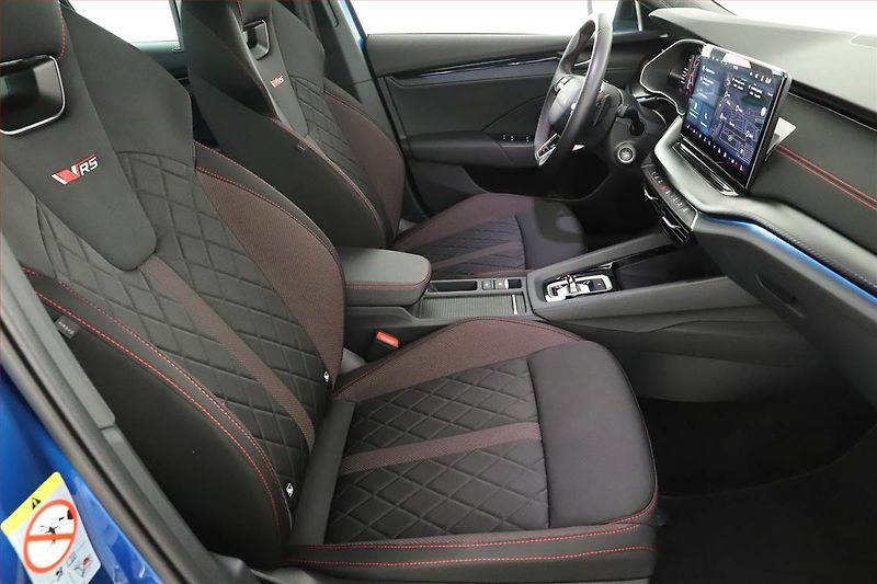 Škoda Octavia (2025) RS 2.0 TSI, RS 2.0TSI, KEYLESS - fotka 7 z 21