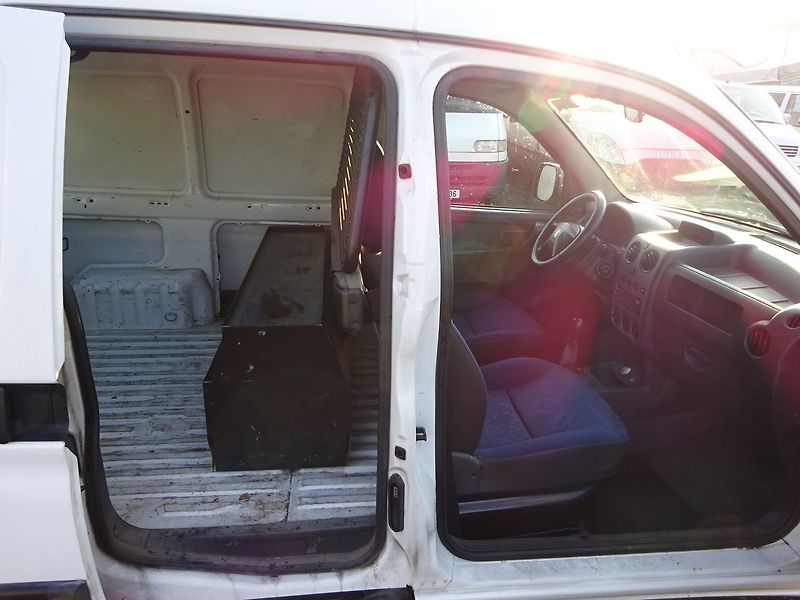 Peugeot Partner 'Ranch' 1,4 i 55kW BEZ KOROZE - fotka 11 z 29
