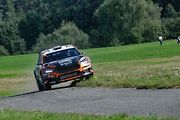 V rámci přípravy na víkendový 53. ročník Barum Czech Rally Zlín absolvovala třicítka pilotů úterní test na trati Ludkovice - Biskupice.