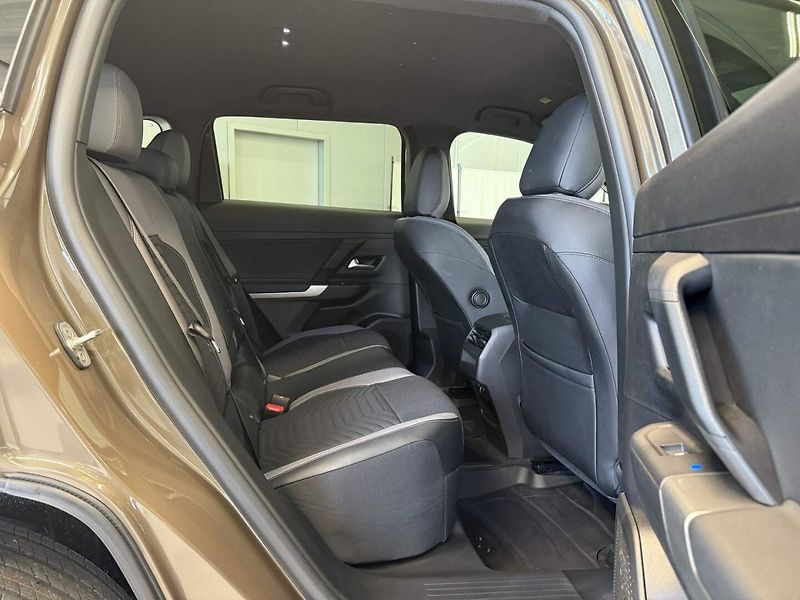 Jeep Compass (2026) First Edition e-Hybrid 145k eD - fotka 21 z 25