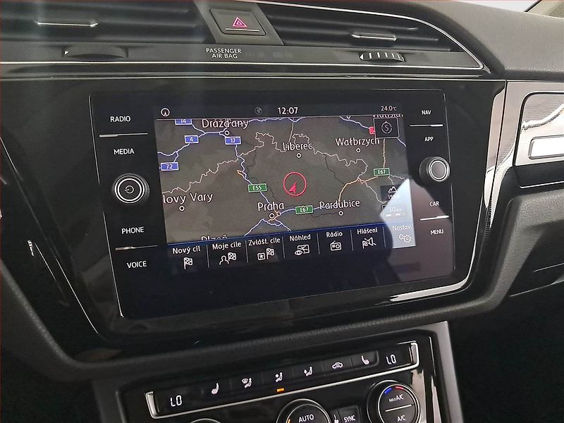 Volkswagen Touran (2017) 1.4 TSI, Navi, Tempomat - fotka 13 z 21
