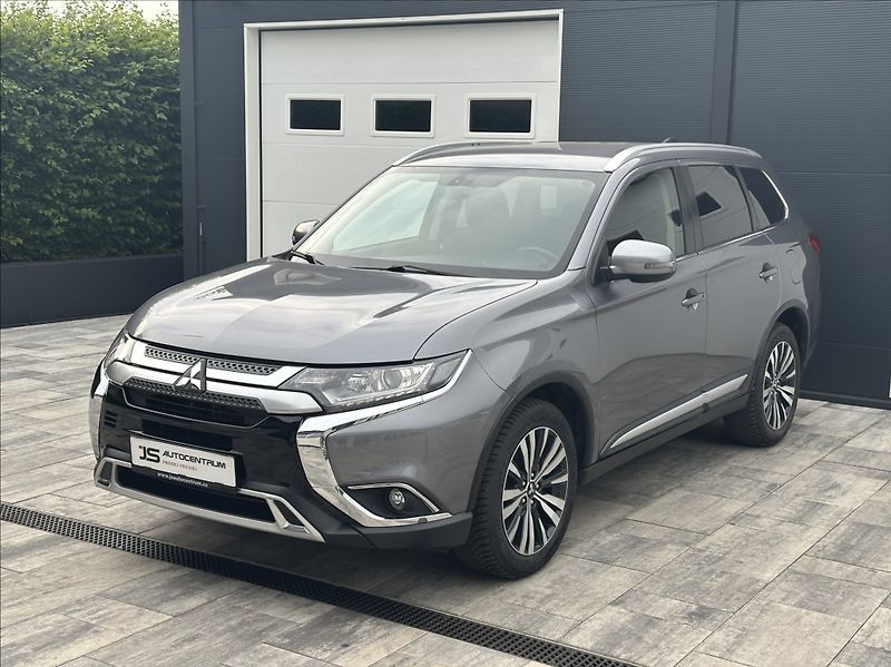 Mitsubishi Outlander 2,0 150PS  Active A/T - fotka 2 z 52