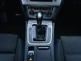 Volkswagen Passat 2.0TDI AUTOMAT VÝHŘEV SENZORY - náhled 34