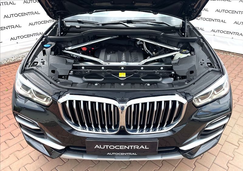 BMW X5 3,0 D,195kW,X-DRIVE,DPH - fotka 8 z 32