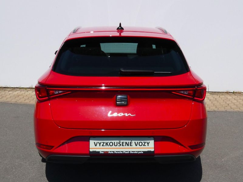 Seat Leon (2022) Combi Xellence 1,5 TSI 110KW - fotka 11 z 30
