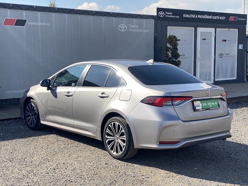 Toyota Corolla 1.6i, ČR, Executive, záruka - fotka 5 z 18