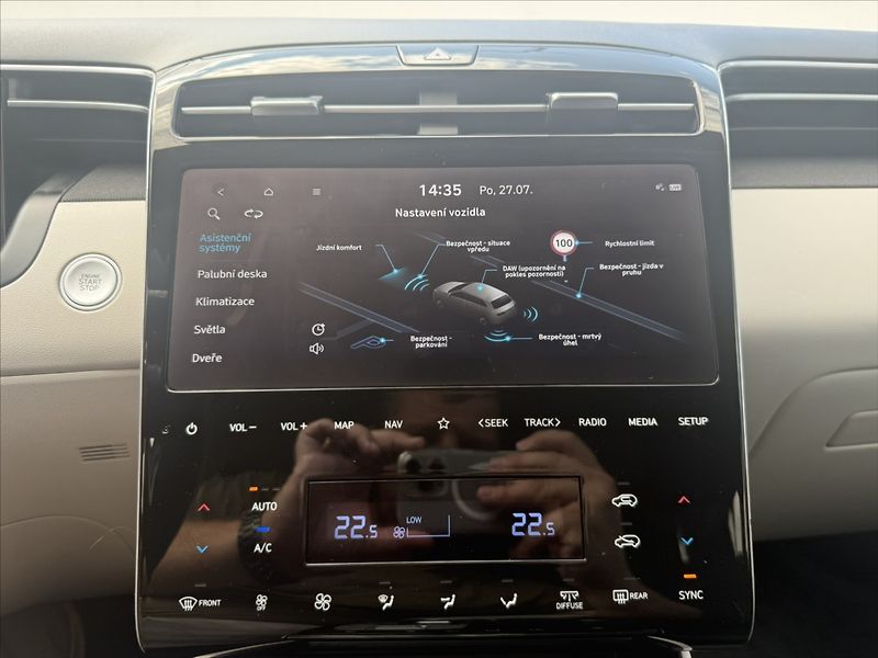 Hyundai Tucson 1,6 T-GDI 110kW DCT Style - fotka 14 z 26