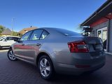 Škoda Octavia (2013) 2.0TDi  Klima Tempomat BT - náhled 2