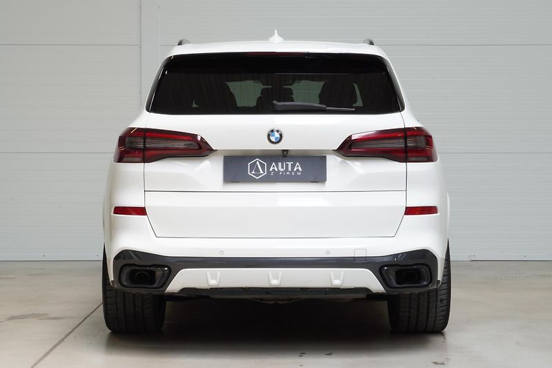 BMW X5 Xdrive30d,M-paket,DPH,HUD - fotka 7 z 42