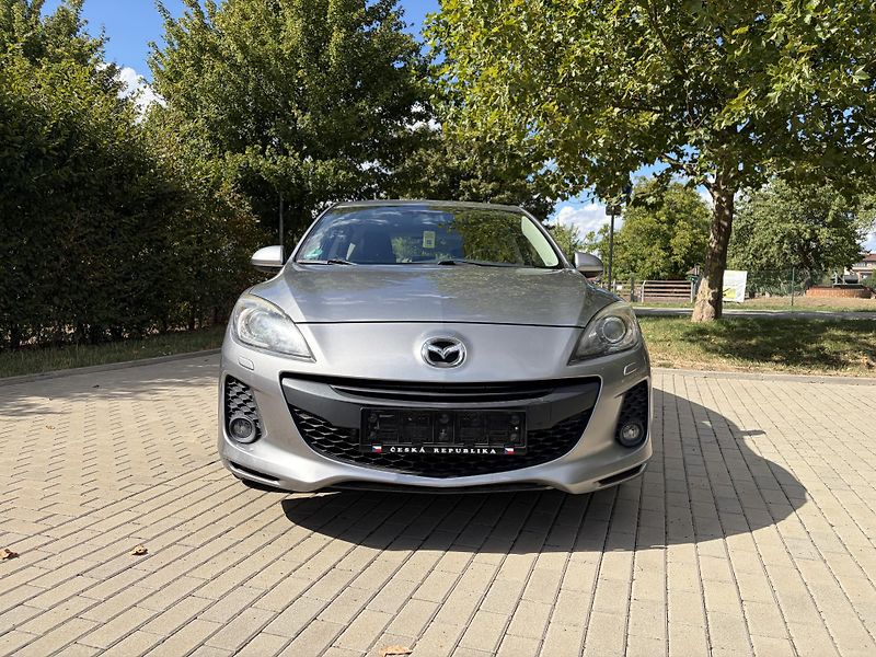 Mazda 3 2.0 Sport Edition - fotka 17 z 32