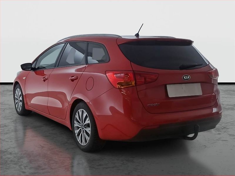 Kia Ceed (2017) 1.6 GDI, Serv.kniha, Tempomat - fotka 4 z 18