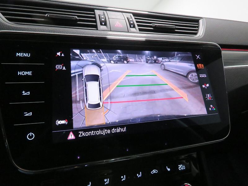 Škoda Superb - fotka 20 z 25