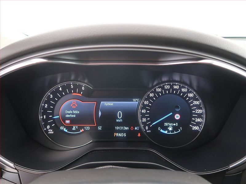 Ford Mondeo (2016) Titanium 2.0 TDCI, 4X4 - fotka 11 z 18