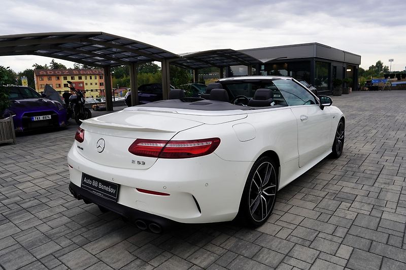 Mercedes-Benz Třídy E E 53 AMG 4Matic+/440PS - fotka 12 z 50