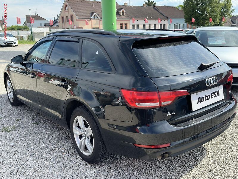 Audi A4 (2017) 2.0TDi, ČR, AC, výhřev sed. - fotka 6 z 21
