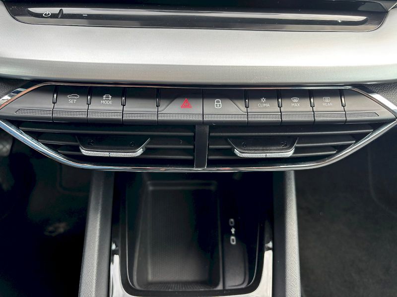 Škoda Octavia (2023) Combi 1.5 TSI 110kW Style - fotka 29 z 35