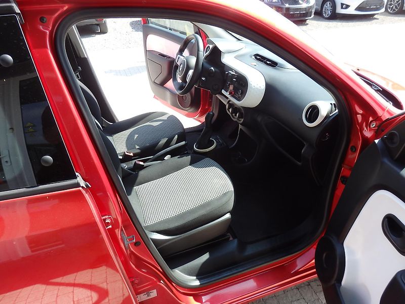 Renault Twingo 1.0i 4x AIRBAG, ASR - fotka 10 z 12