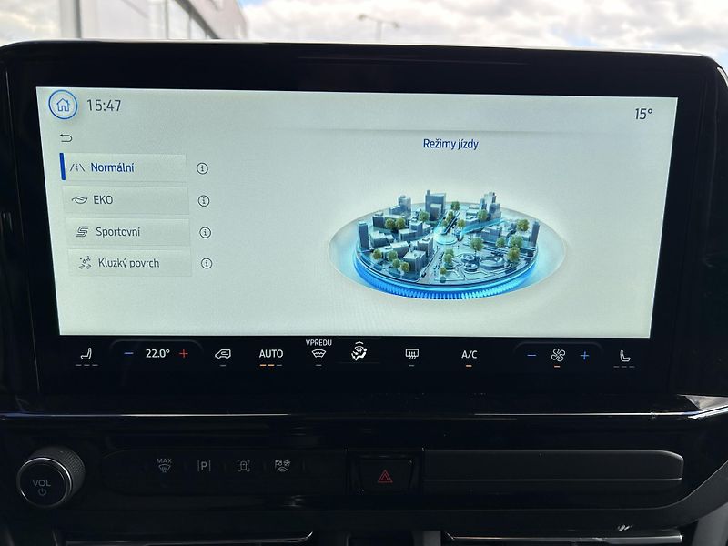 Ford Tourneo Custom Titanium L2 2.0 EcoBlue 110 kW - fotka 25 z 29